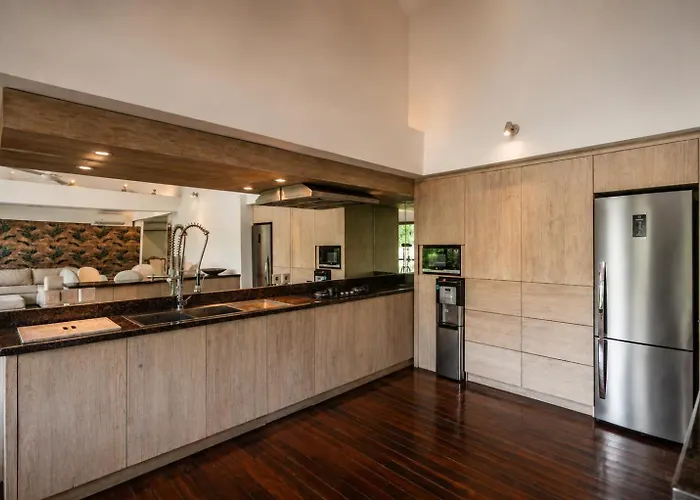 Layang-layang - Luxury 3br Architectural Private Pool In Villa Canggu (Bali)