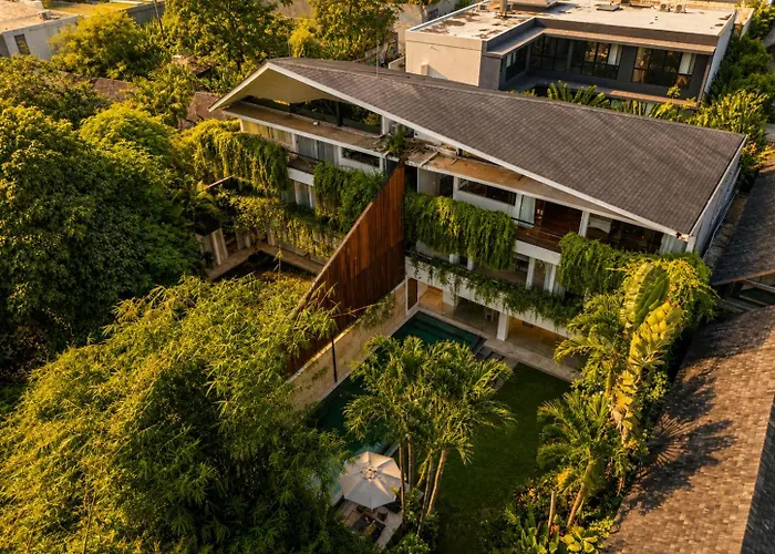 Villa Layang-layang - Luxury 3br Architectural Private Pool In